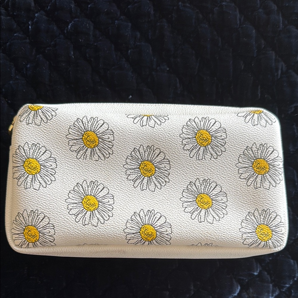 Daisy Floral White and Yellow Women's Clutch zip tote bag by Stoney Clover Lane